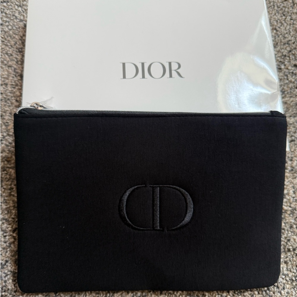 Dior Black Zipper Pouch - Picture 2 of 5